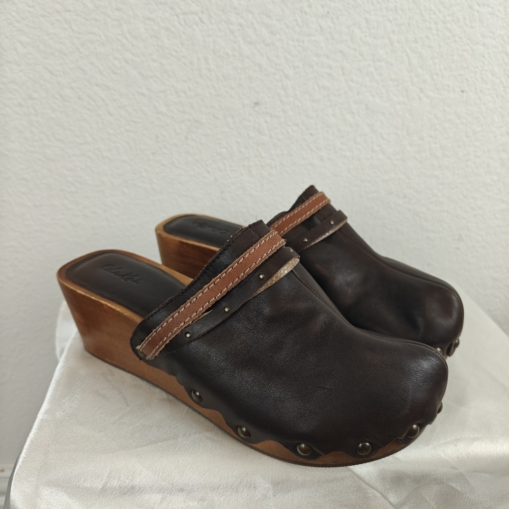 Olukai Dark Brown Leather Scalloped Wooden Slip On Clogs Size 7 Women's